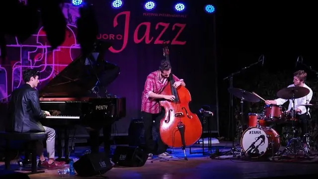 Nugara sul palco del Nuoro Jazz Festival