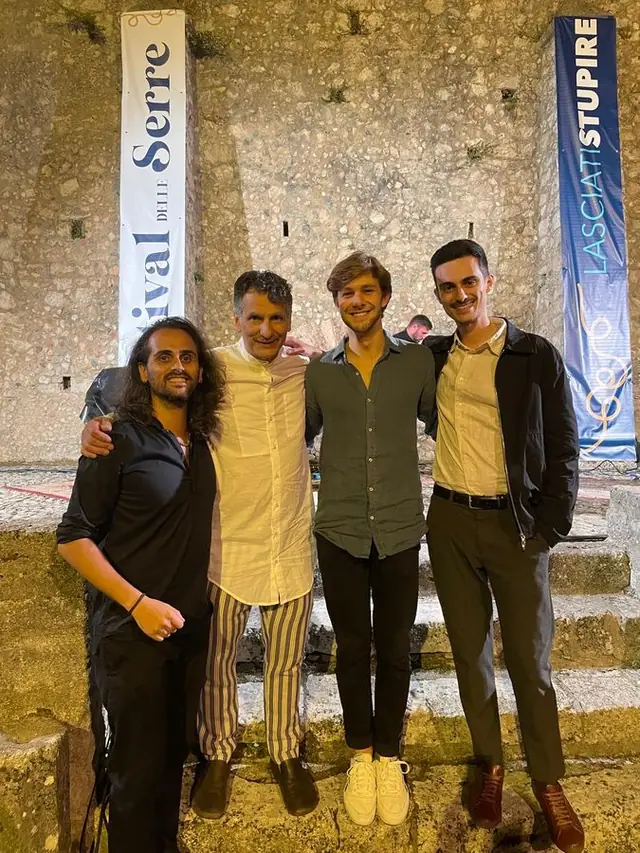 Il trio con l’ospite della serata al Festival delle Serre